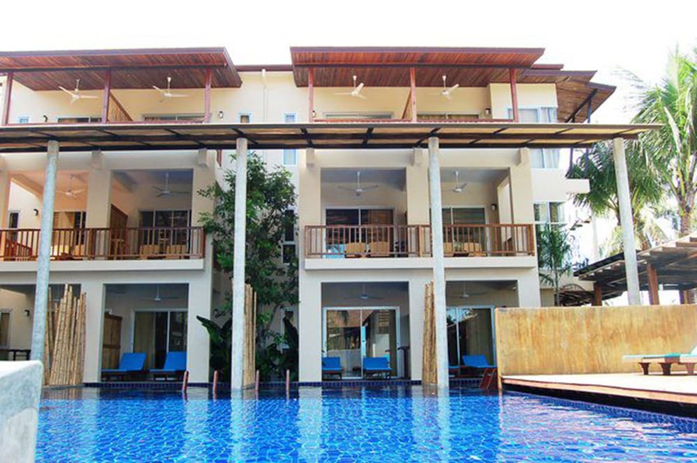 Ayara Villas 2/68