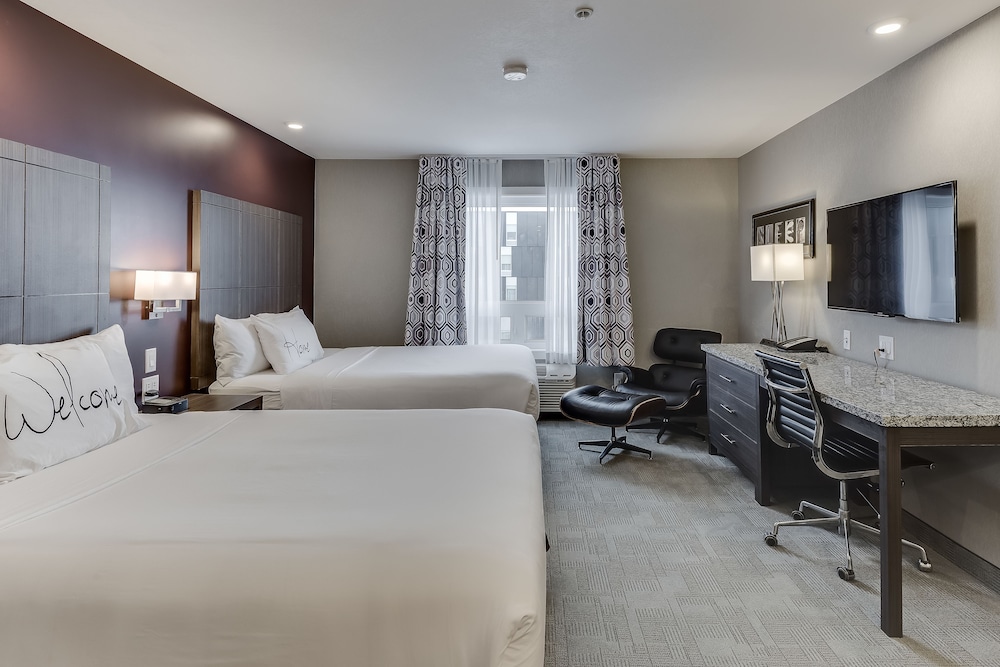 Home Inn Suites Saskatoon South 45/66