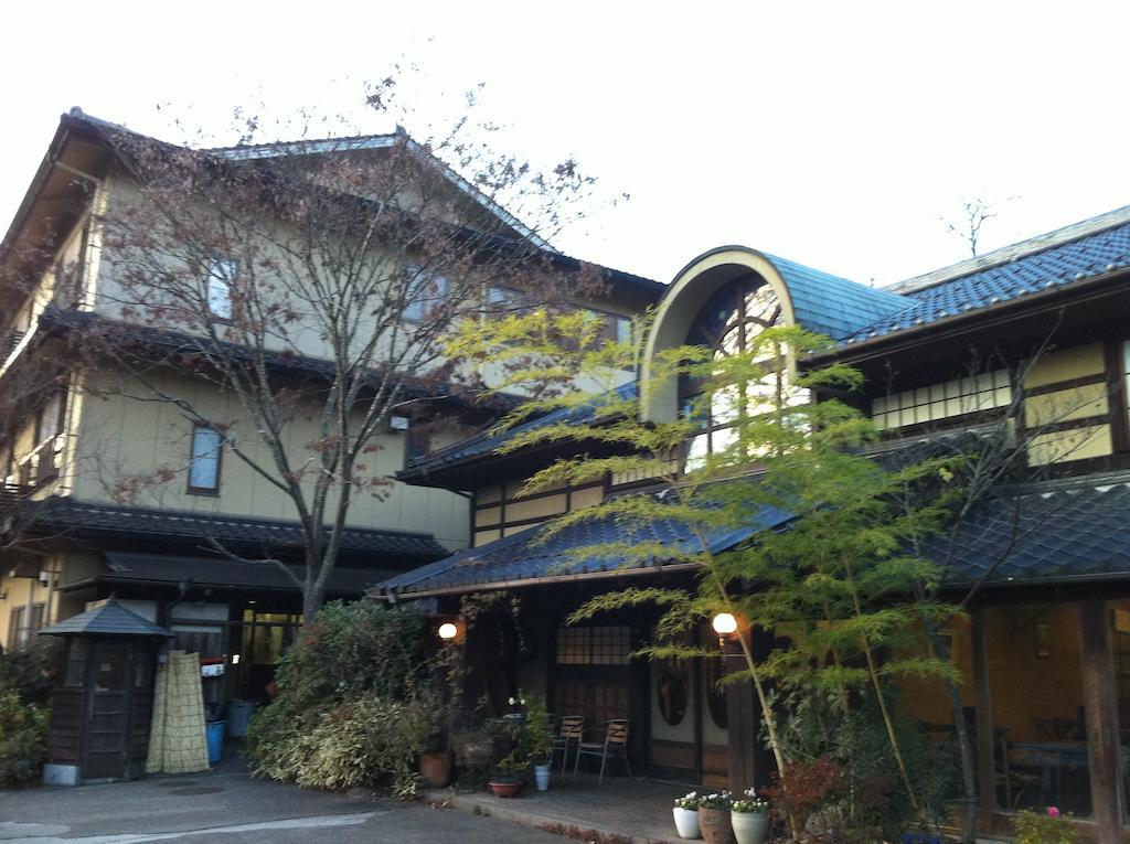 ENOKIYA RYOKAN 6/50