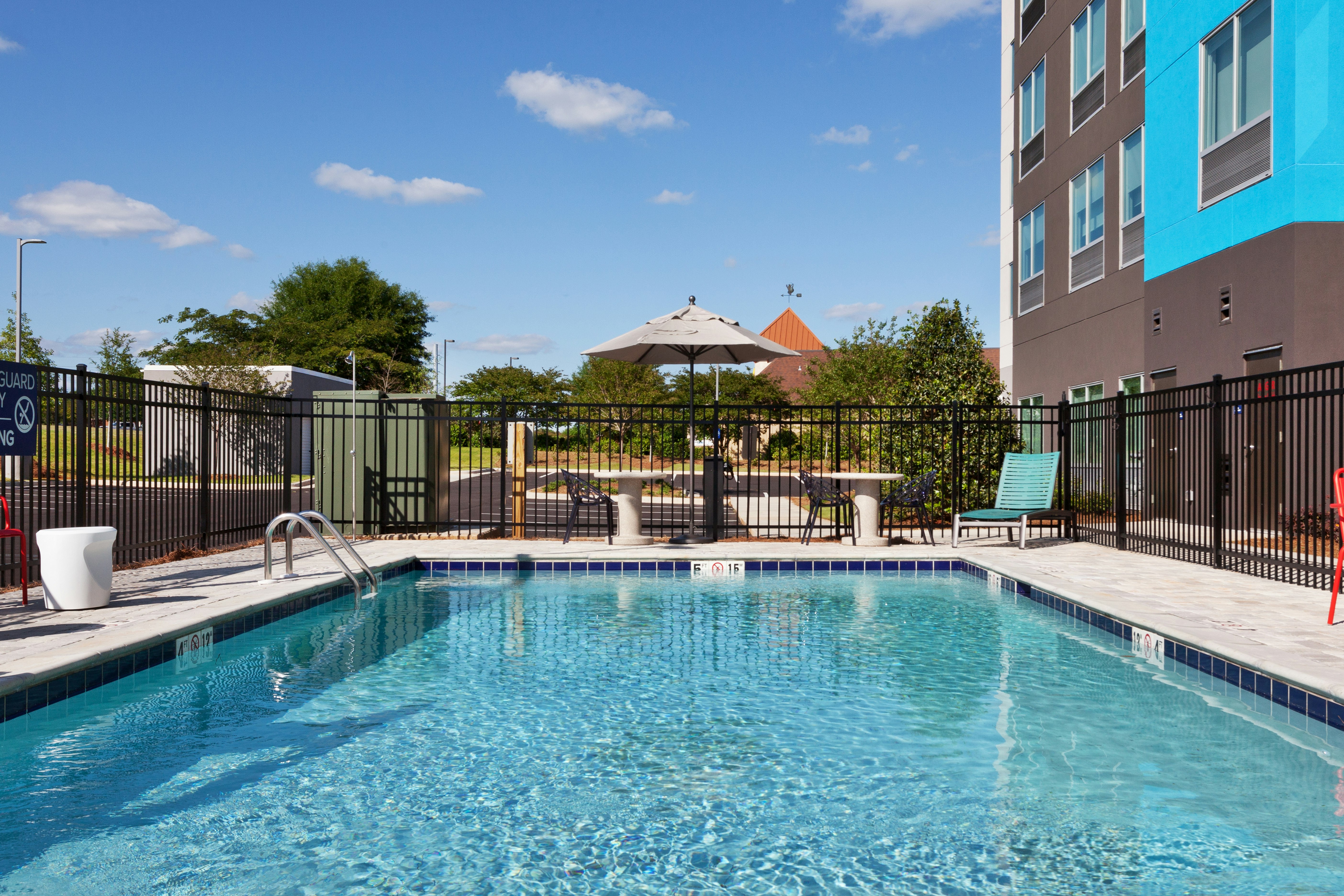 Tru by Hilton Prattville 7/53