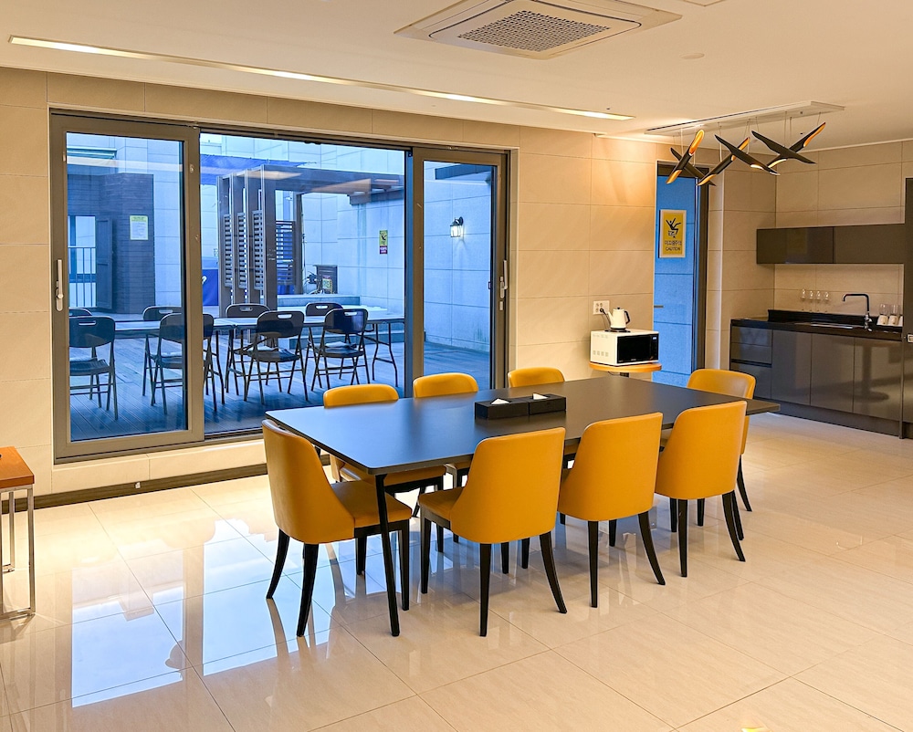 H Hotel Sejong City 30/44
