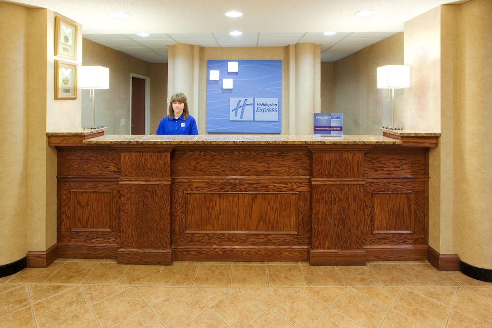 Holiday Inn Express Hanover 9/71
