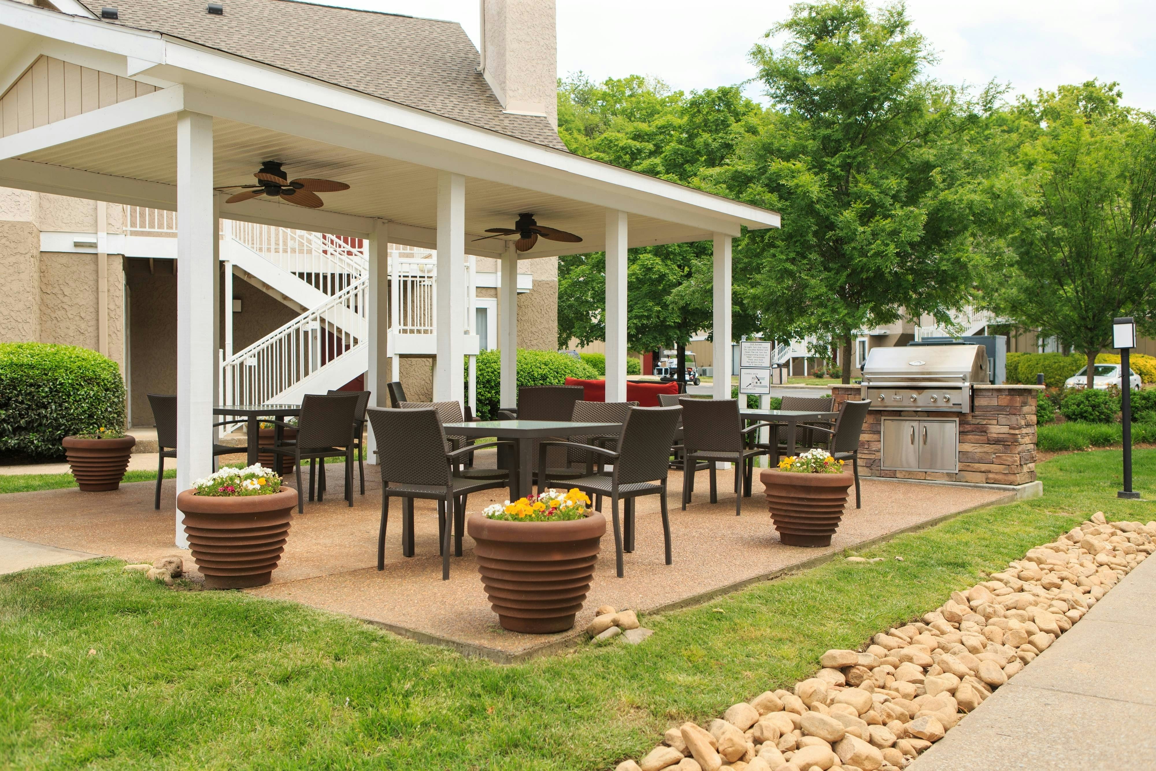 Residence Inn Nashville Airport 4/10