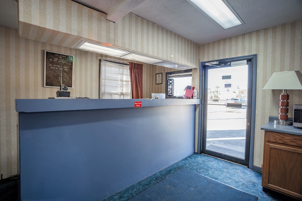 Southern Inn By OYO Walterboro I-95 8/29