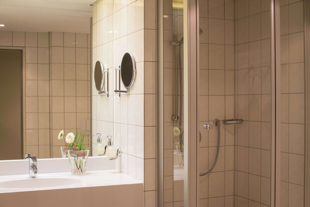 Lindner Hotel Frankfurt Hochst, Part of Jdv by Hyatt 48/50