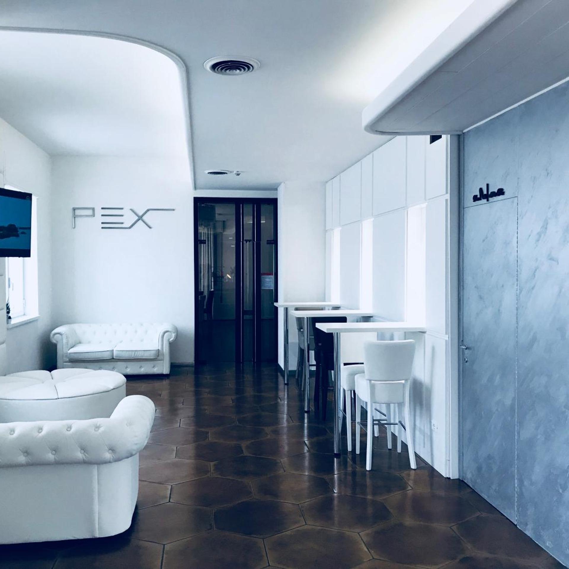 Hotel Pex 56/56