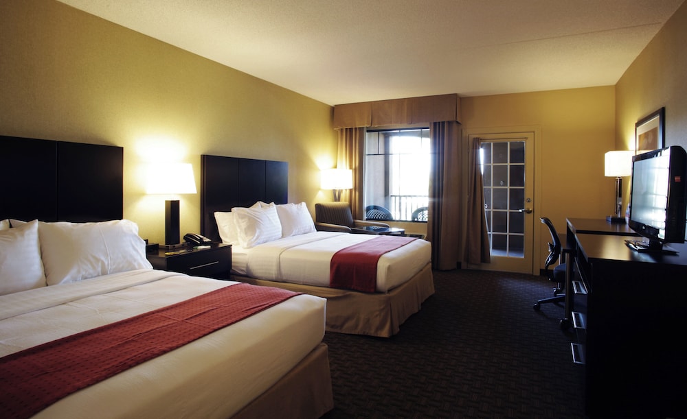 Holiday Inn Phoenix Chandler 27/70