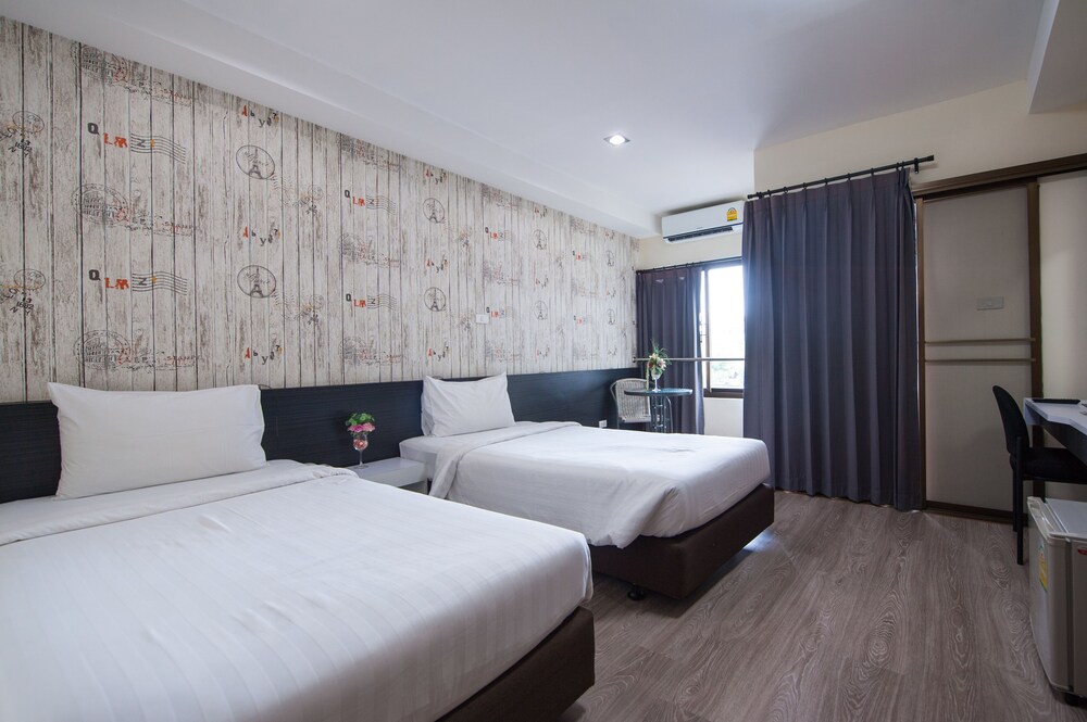 Prajaktra City Hostel 17/45