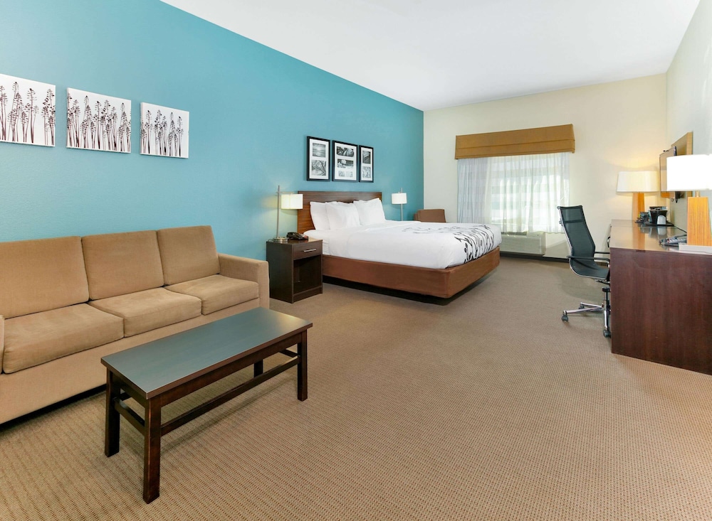Wingate by Wyndham Longview North 26/48