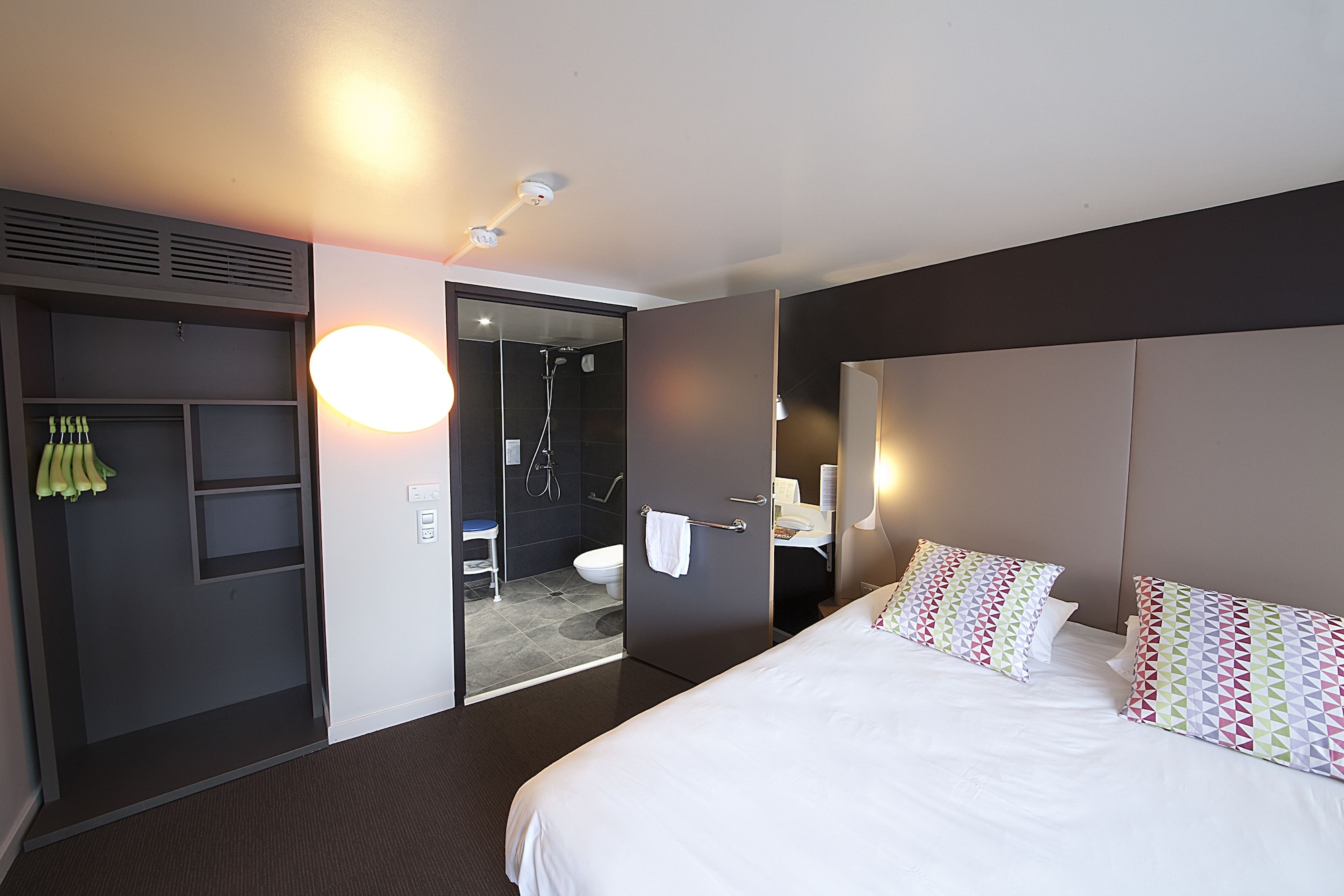 Standard, Double Bed