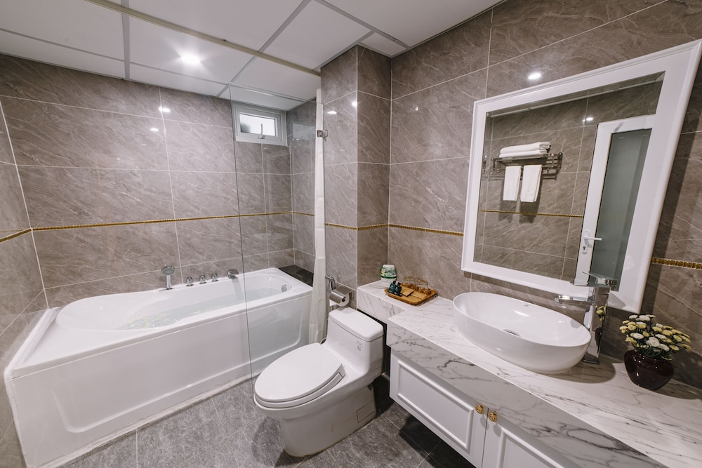 Minh Tam Phu Nhuan Hotel and Spa 45/50