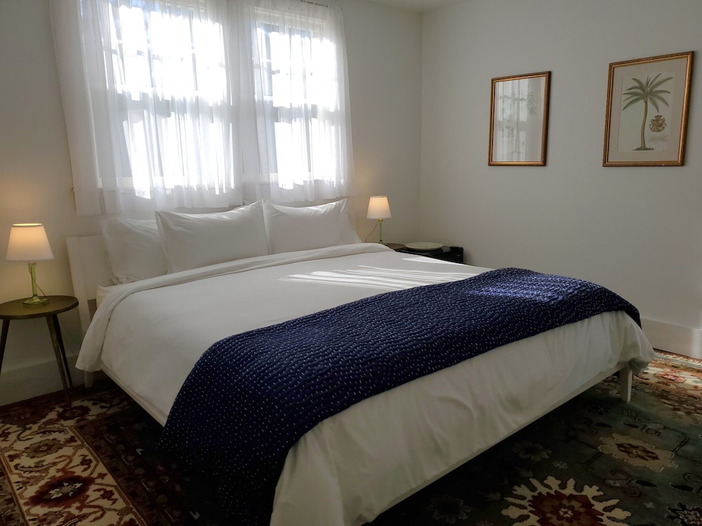 Harbourside Inn 17/50