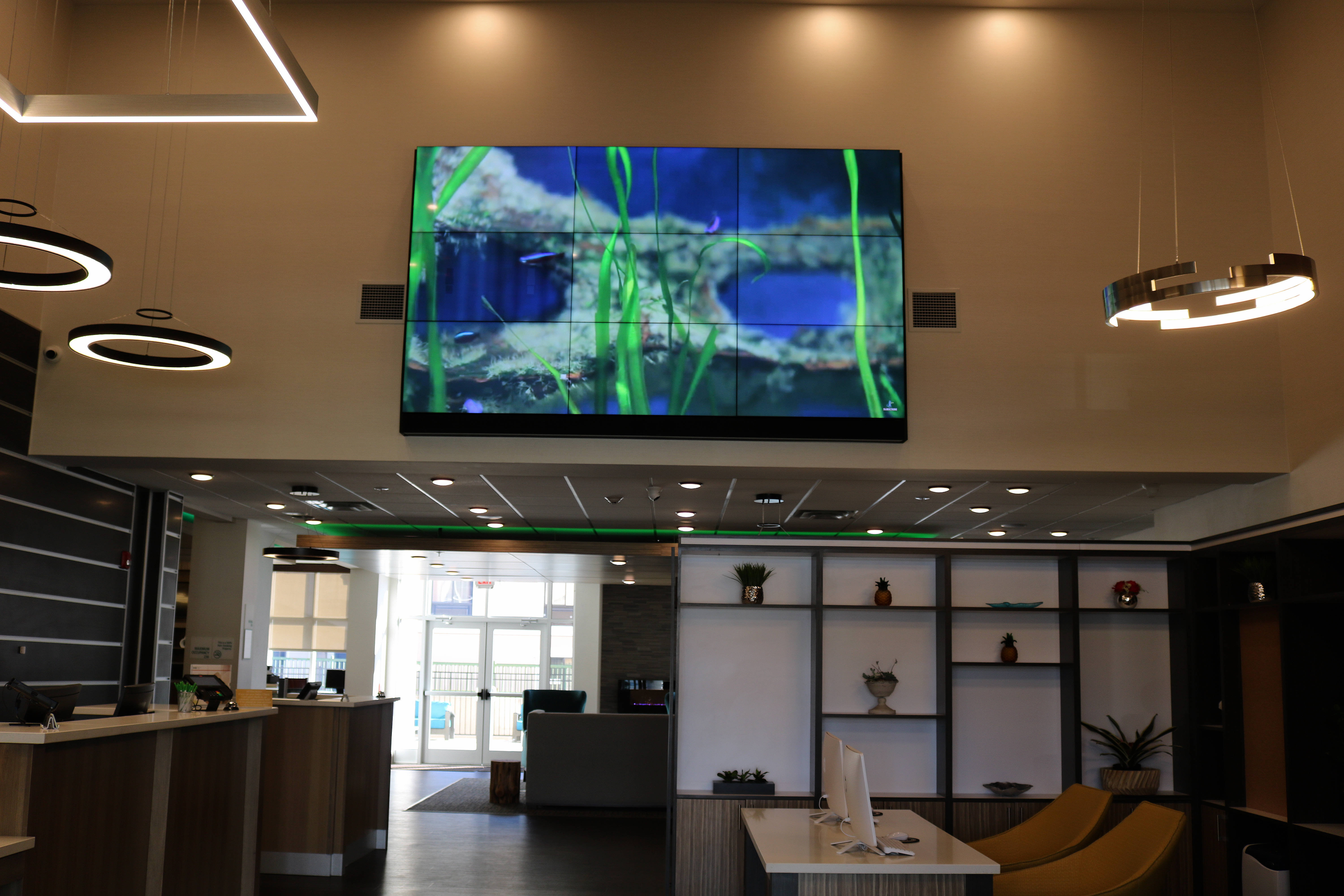Holiday Inn Jonesboro 5/50