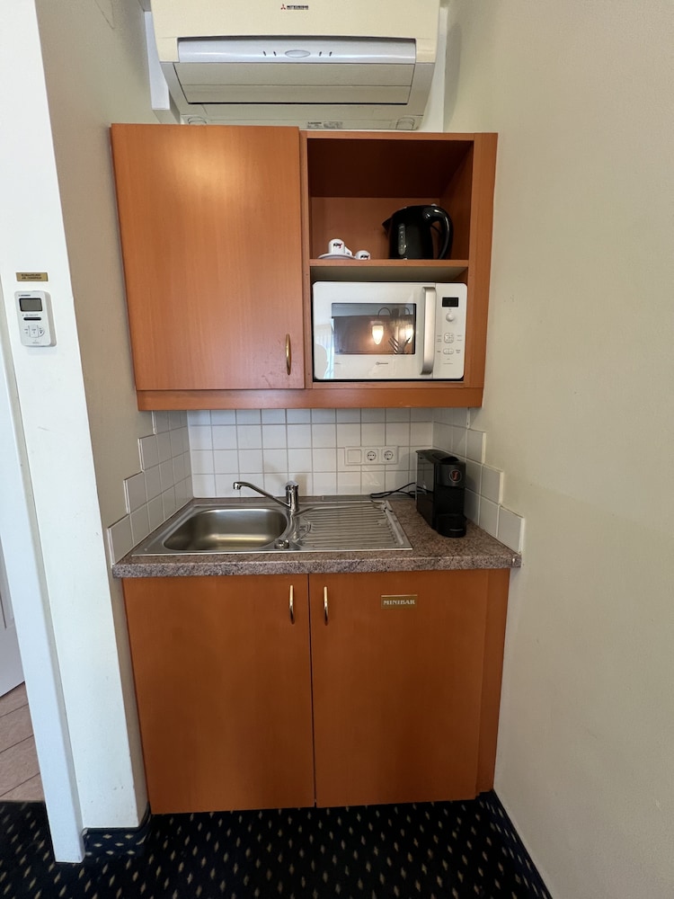 Suite Hotel 900 M Zur Oper 17/17