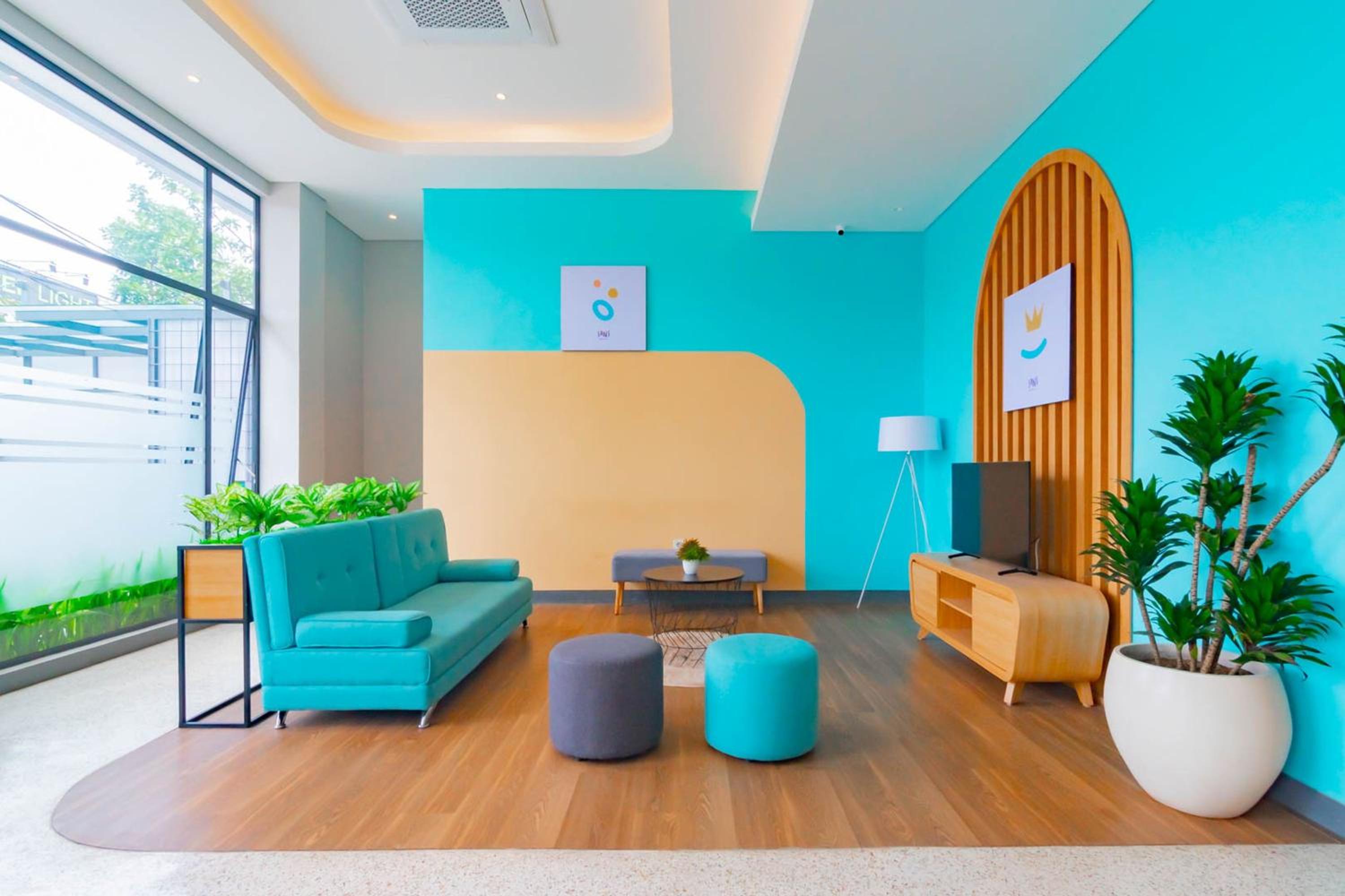 Sans Hotel Alexander Bandung 55/66