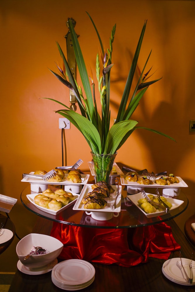Boma Inn Nairobi 27/50