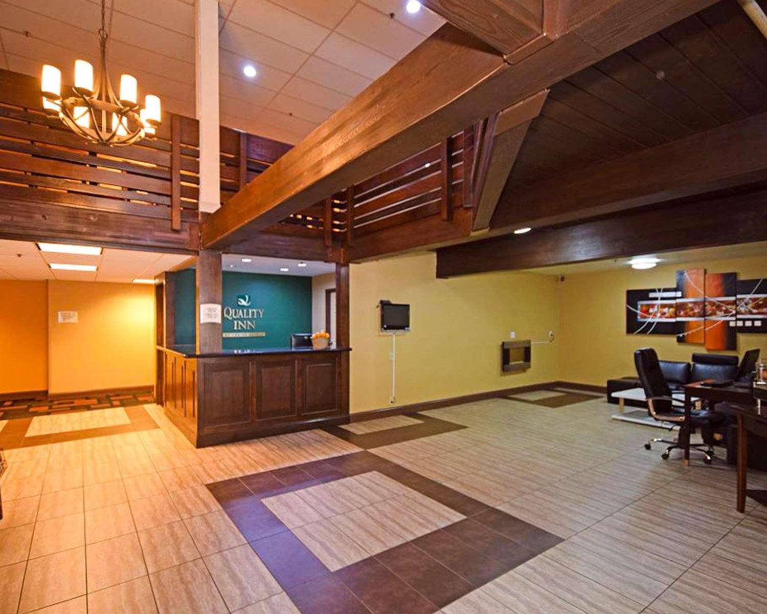 Quality Inn Mammoth Lakes 20/37