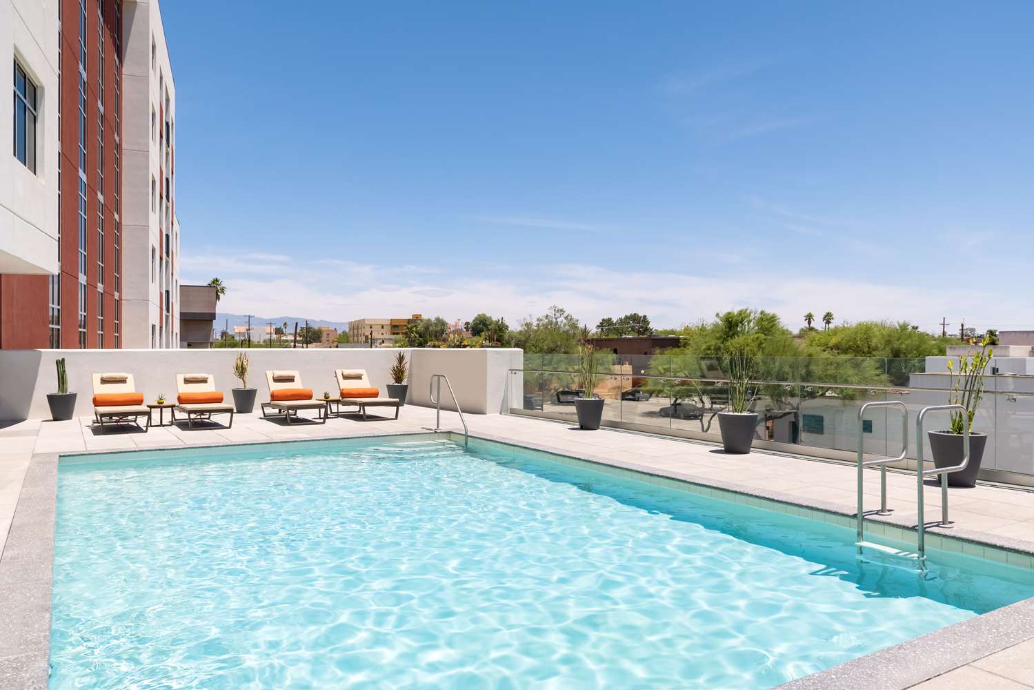 Doubletree By Hilton Tucson Downtown Convention Center 30/30