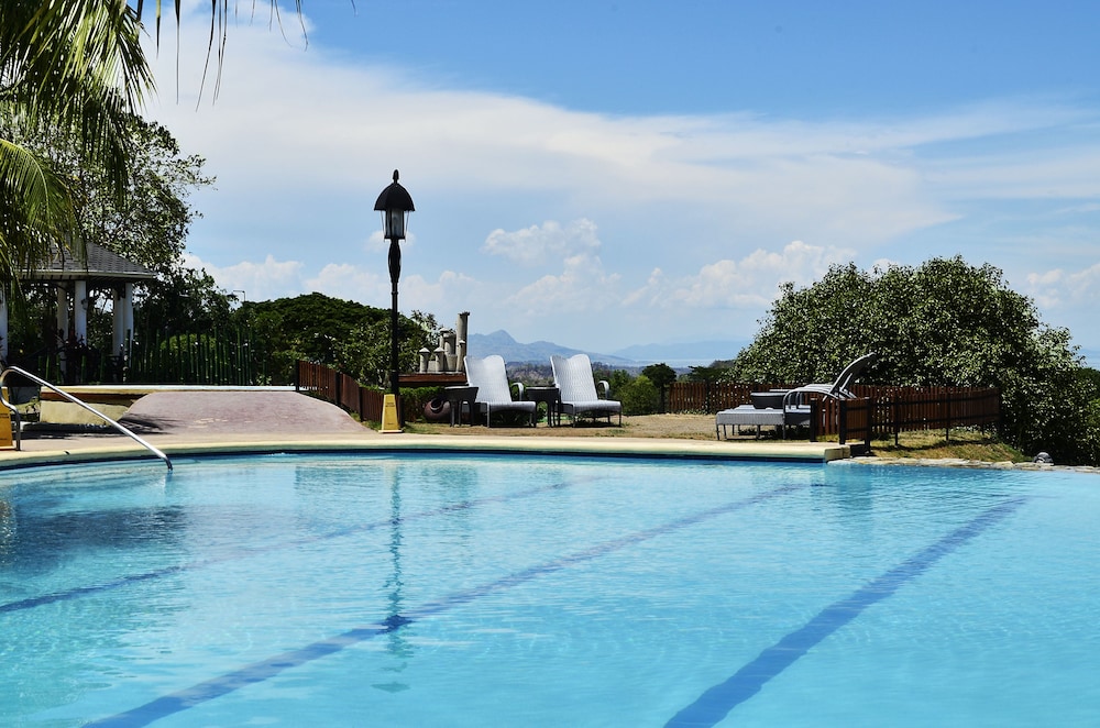 Thunderbird Resorts - Rizal 41/70