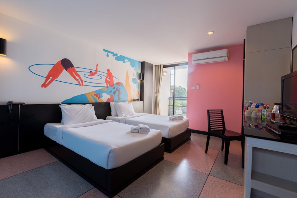 Pentahug Hotel 12/41