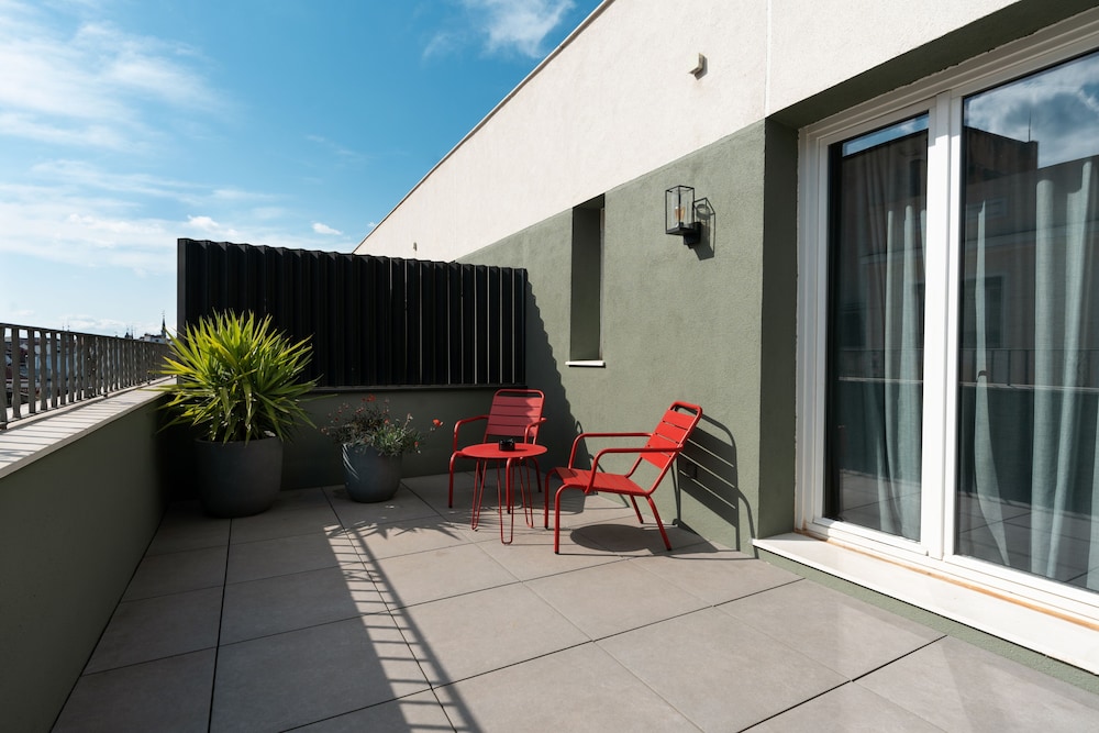 Chic&basic Dot Hotel 38/42
