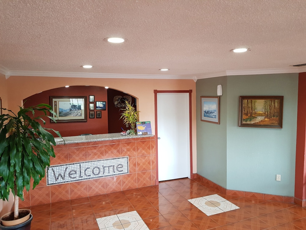Budget Host Inn Eastland 10/56