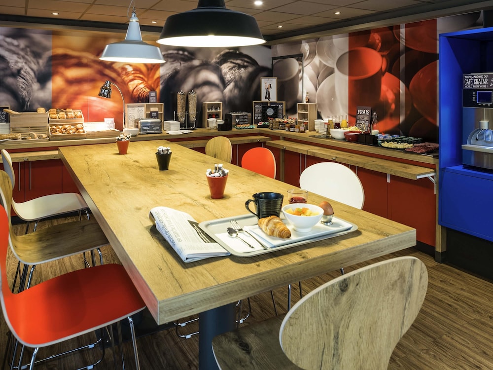 Ibis Paris Pont De Suresnes 50/58