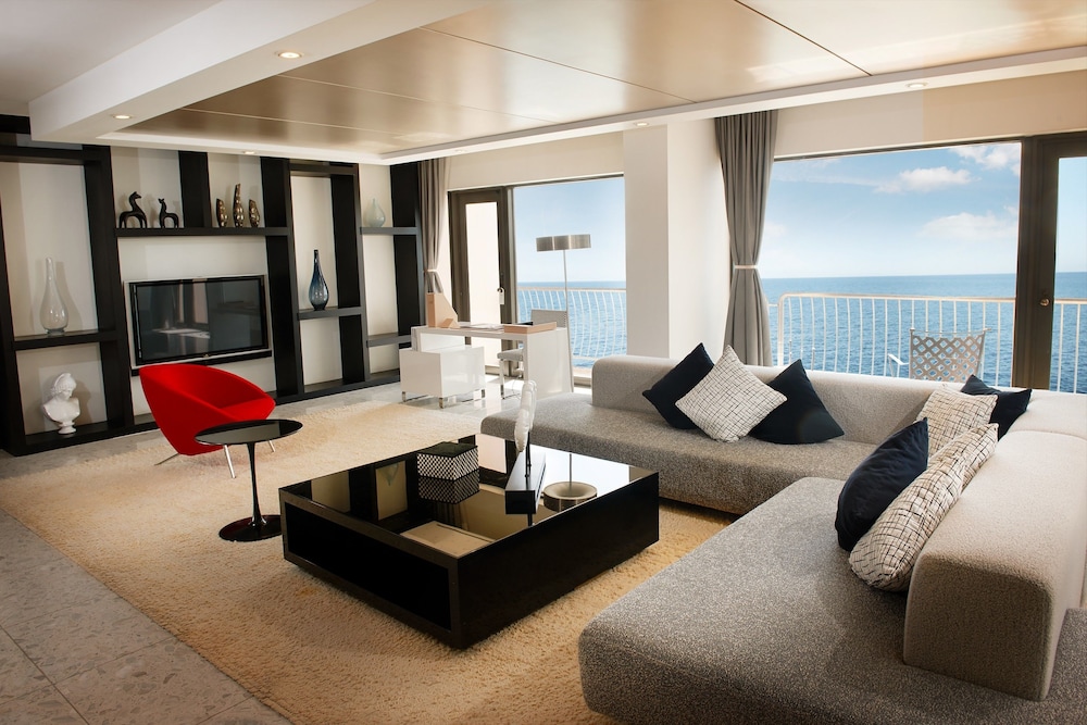 Paradise Hotel Busan 40/75