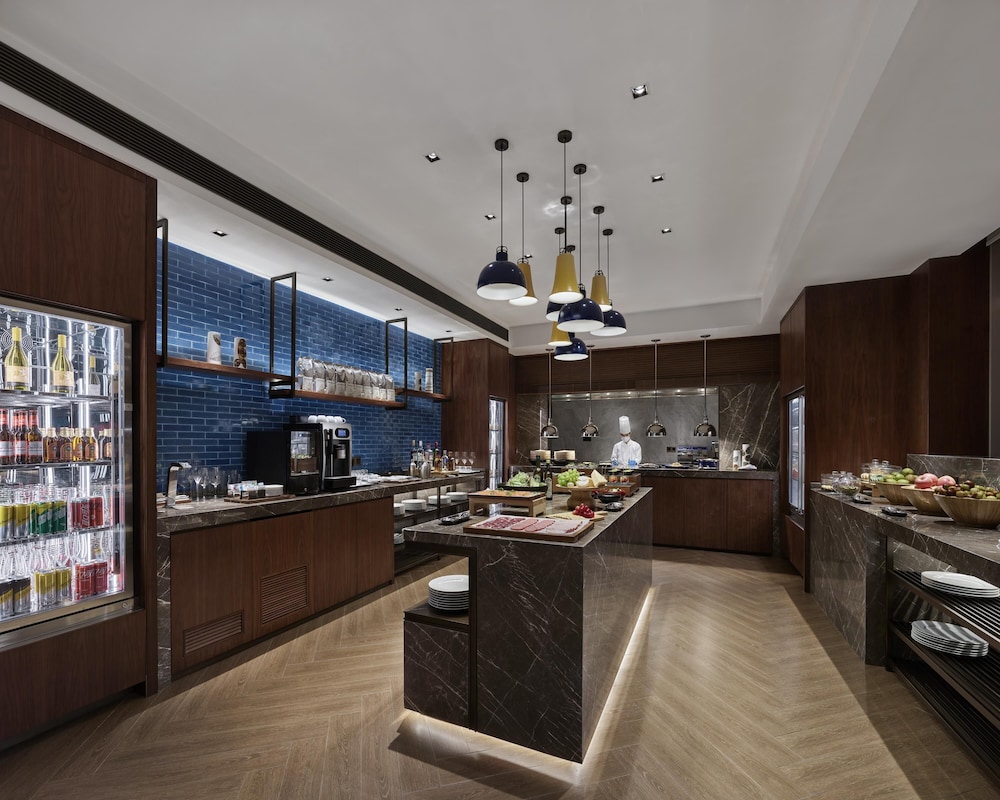 Hyatt Regency Shanghai Songjiang 8/48