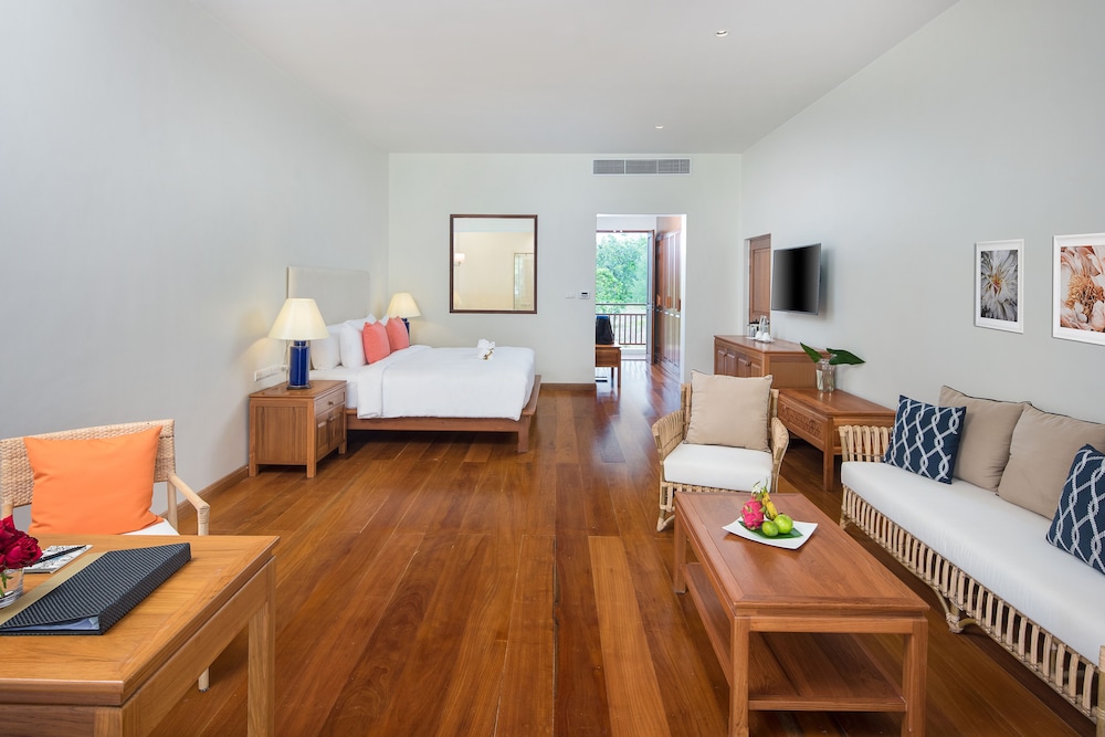 Le Menara Khao Lak 33/77