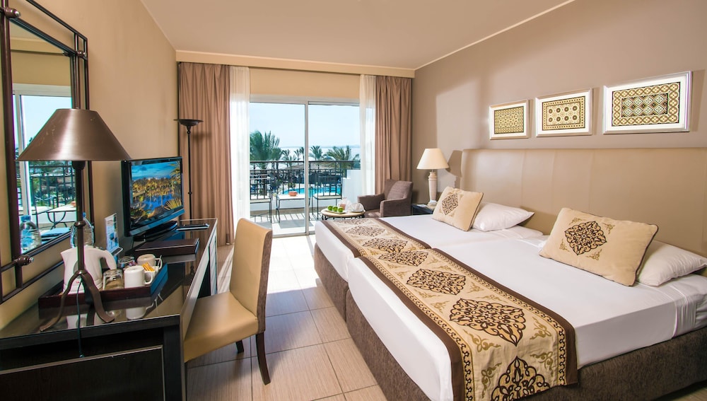 Jaz Fanara Resort and Residence 14/50