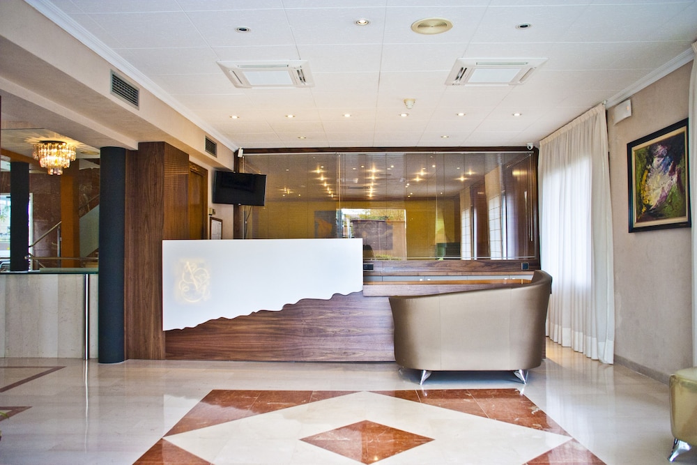 Sant Jordi Boutique Hotel 8/69