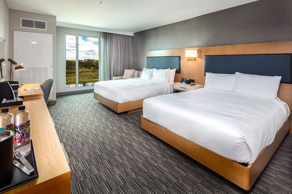 Legacy Hotel At Img Academy 22/66