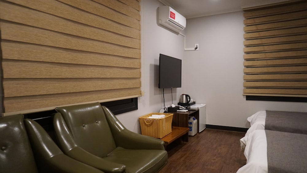HOTEL TONG YEONDONG JEJU 43/50