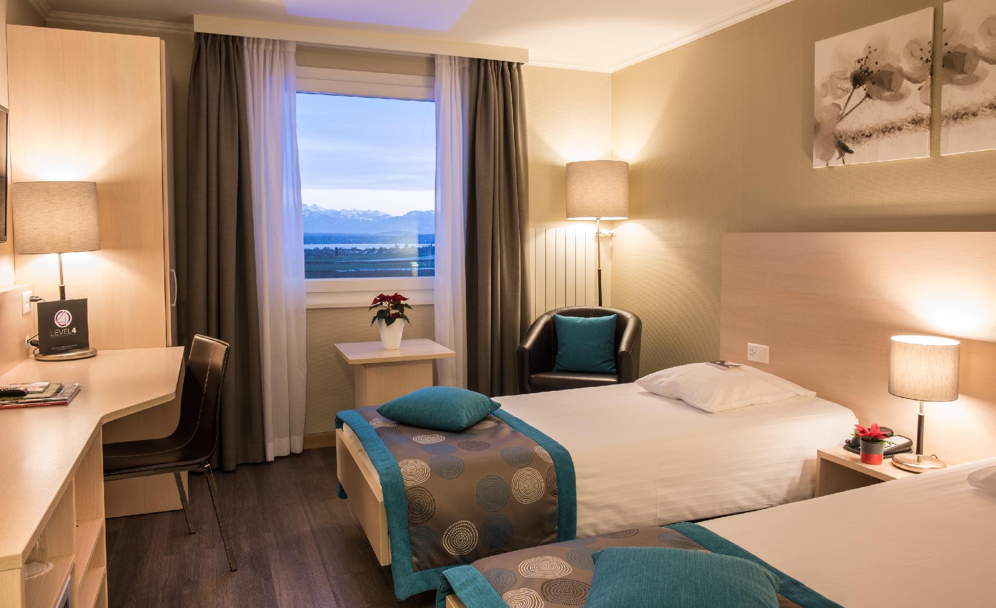 Suite, Apartment