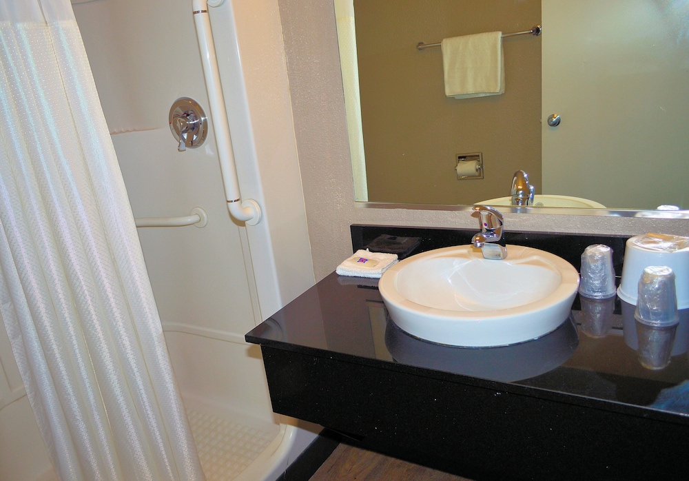 Motel6 Del Rio, TX 55/56