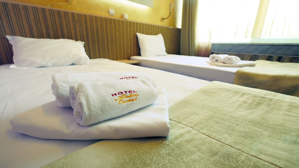 Hotel Alabin Central 10/22