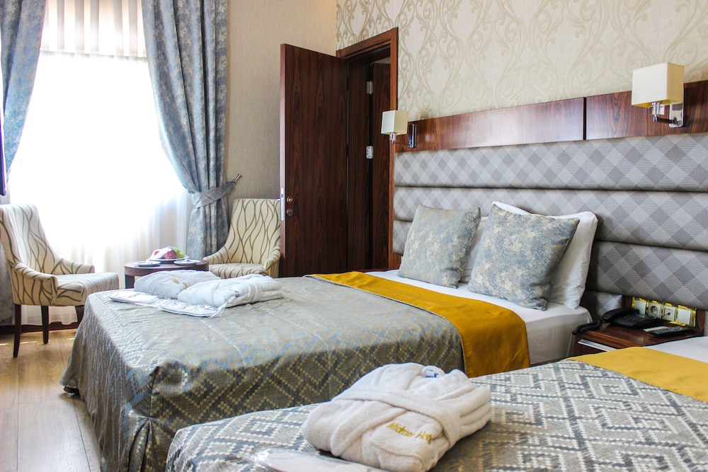 Midmar Deluxe Hotel 19/67