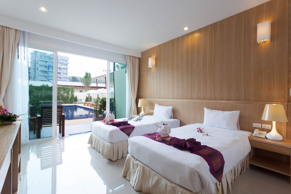 Chalong Princess Pool Villa Resort 20/37