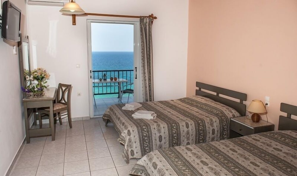 Villa Levante 10/34