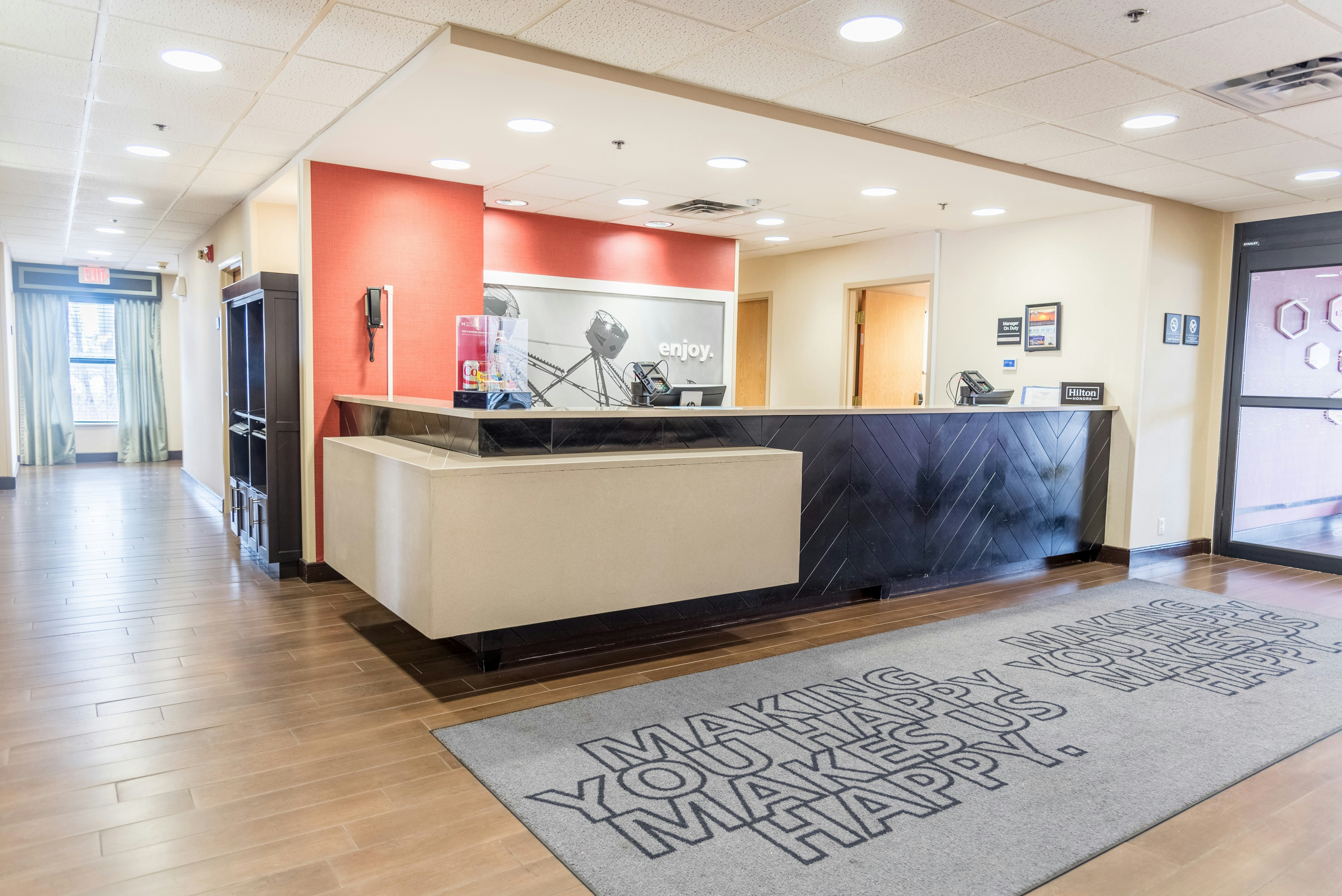 Lobby at Hampton Inn Muskegon, MUSKEGON - MI
