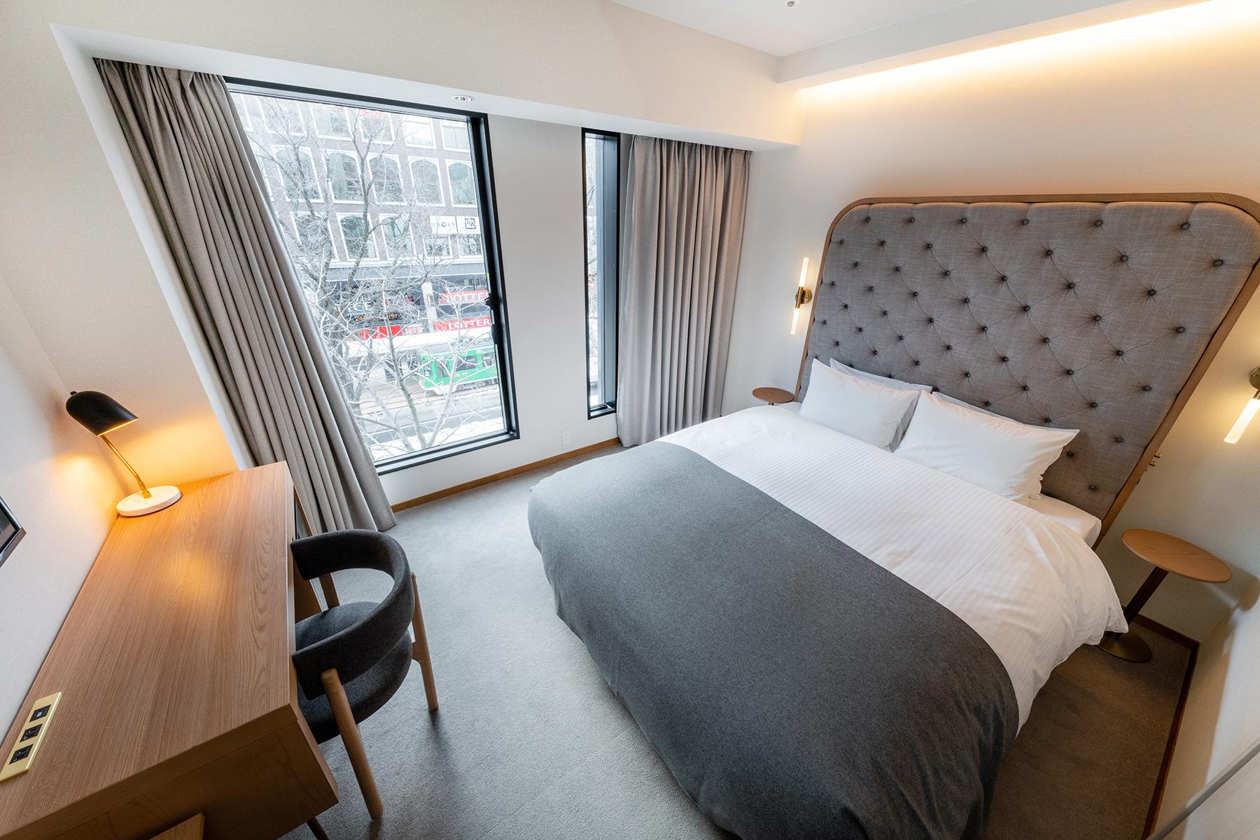City, Standard, Queen Bed, Quadruple View