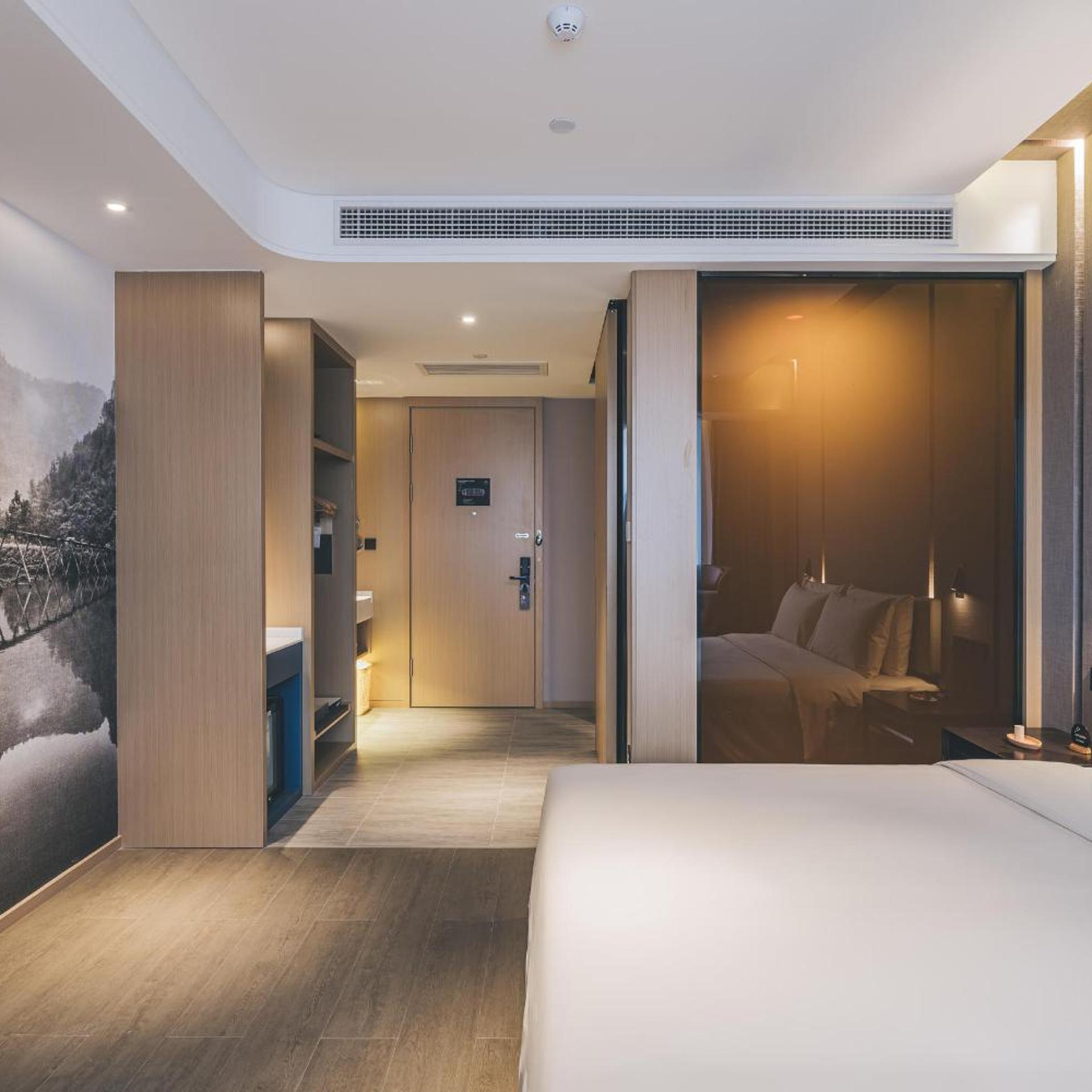 Atour Hotel (Shangyu E You Small Town) 4/32