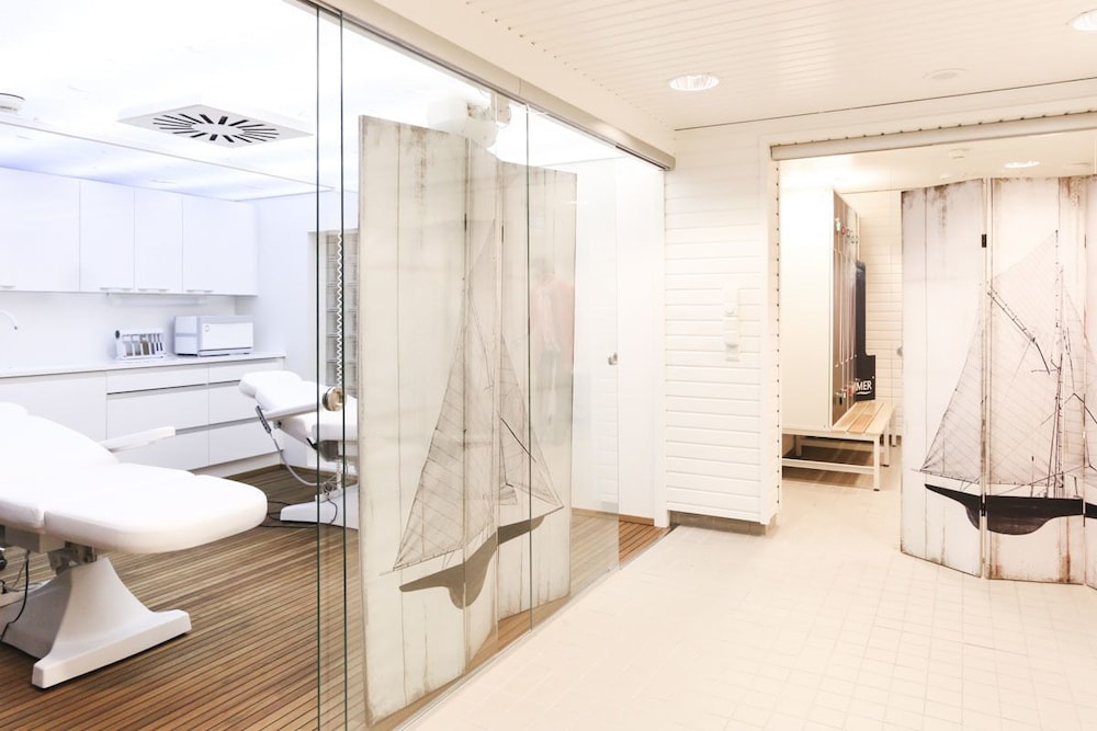 Hotel Haaga Central Park 25/48