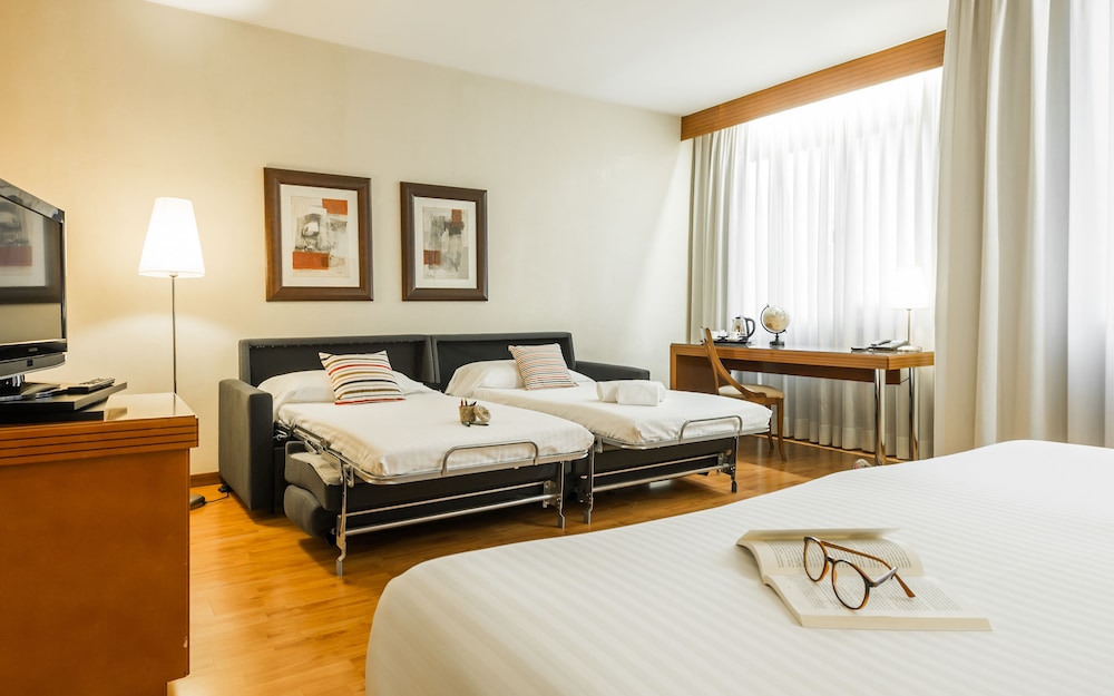 Aparthotel Mariano Cubi Barcelona 24/67
