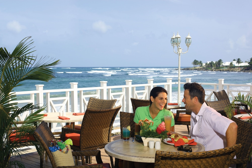 Magdalena Grand Beach Resort 24/52