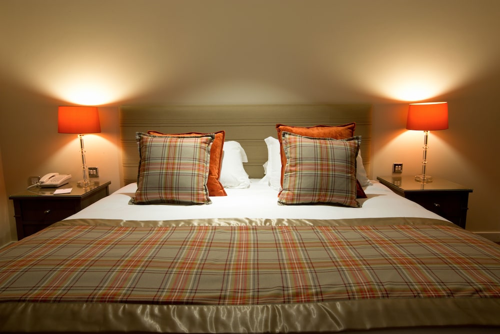 Sandford Springs Hotel & Golf Club 10/50