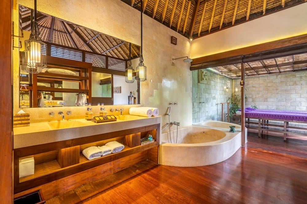 Hanging Gardens of Bali 9/47