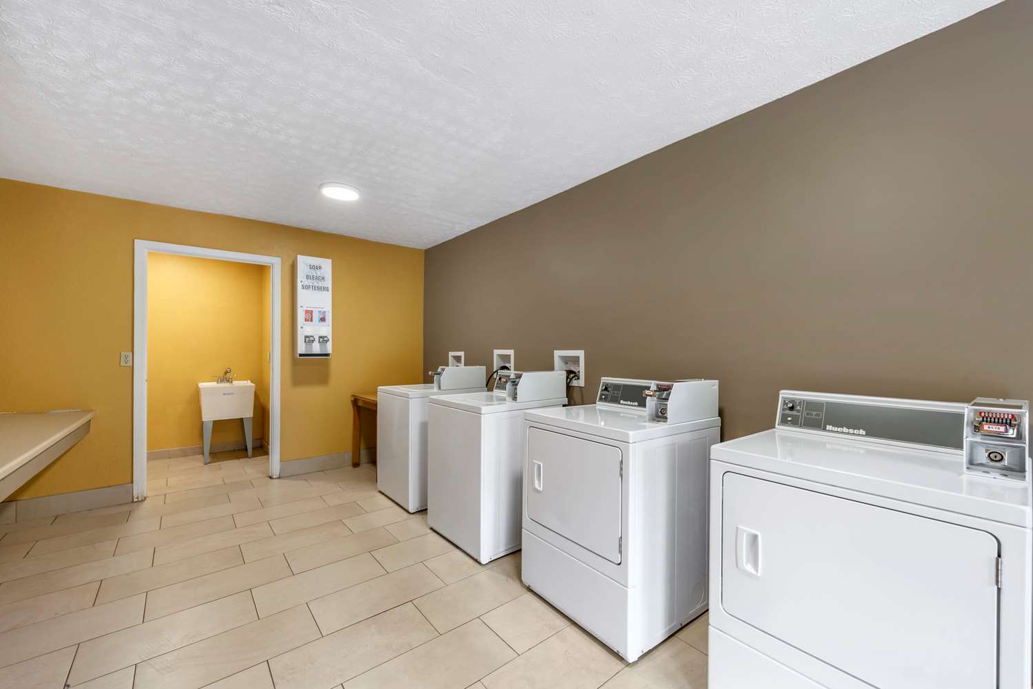 Econo Lodge Erlanger - Cincinnati Airport 4/18