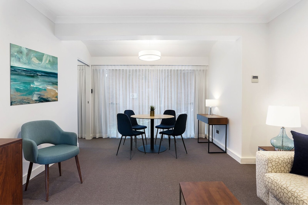 Killara Hotel And Suites 23/35